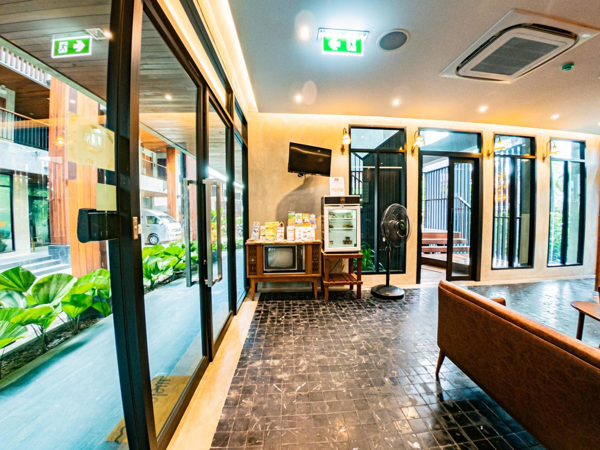 J4 Samui Hotel - Sha Plus 차웽 외부 사진