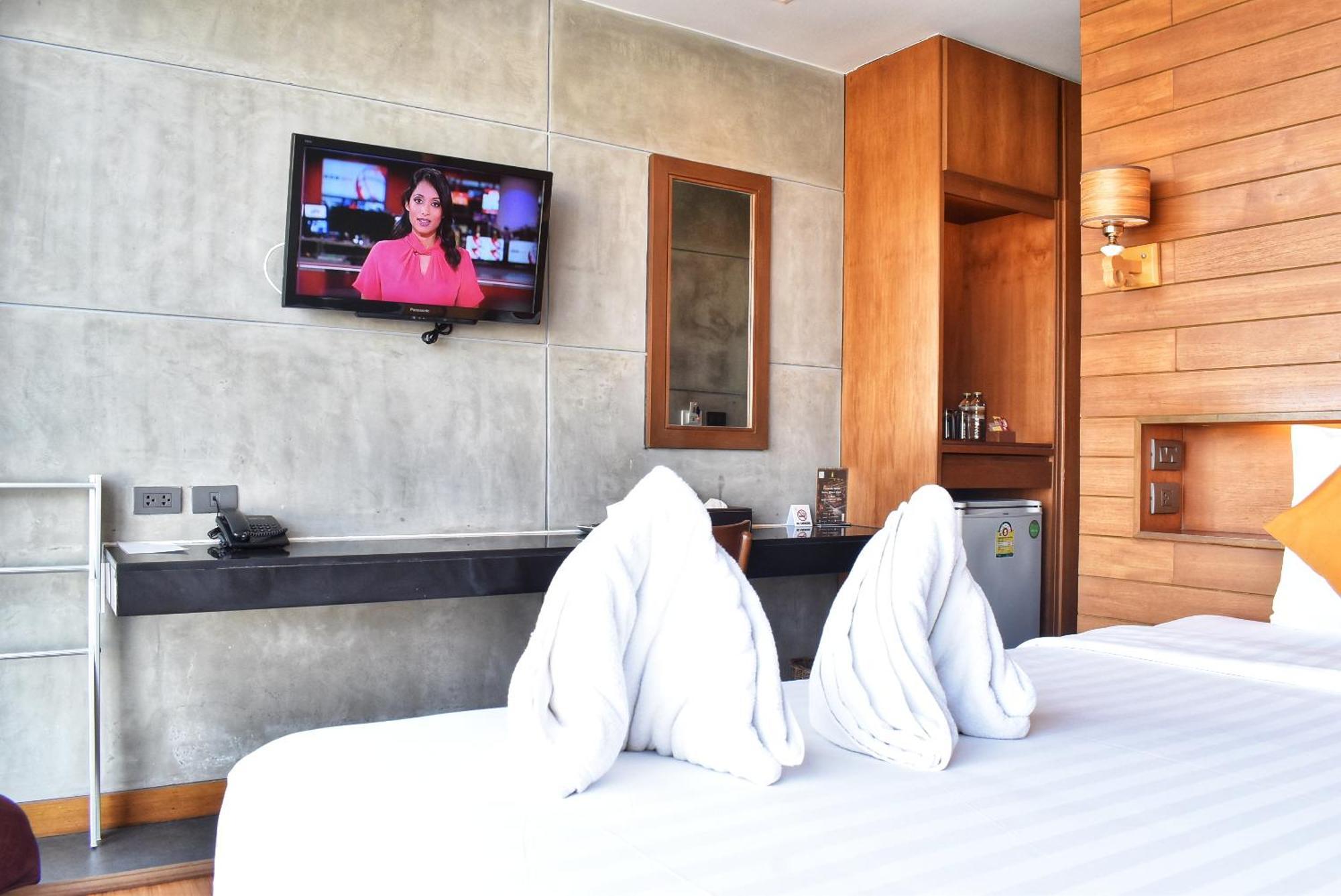 J4 Samui Hotel - Sha Plus 차웽 외부 사진